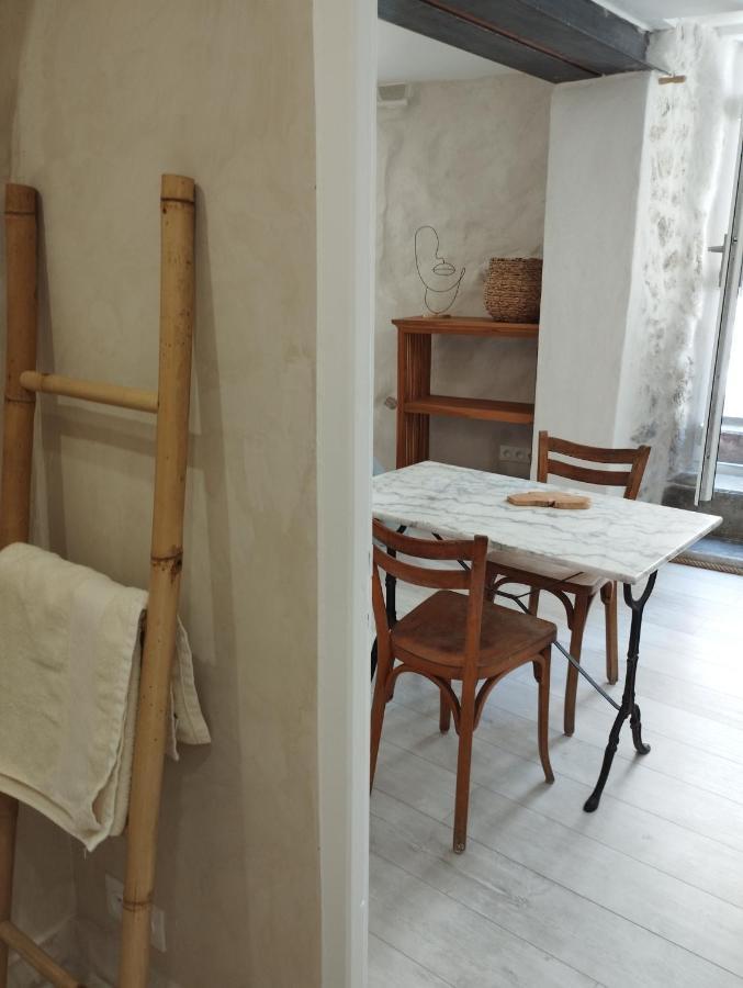 Le Nid Des Filles Apartment *