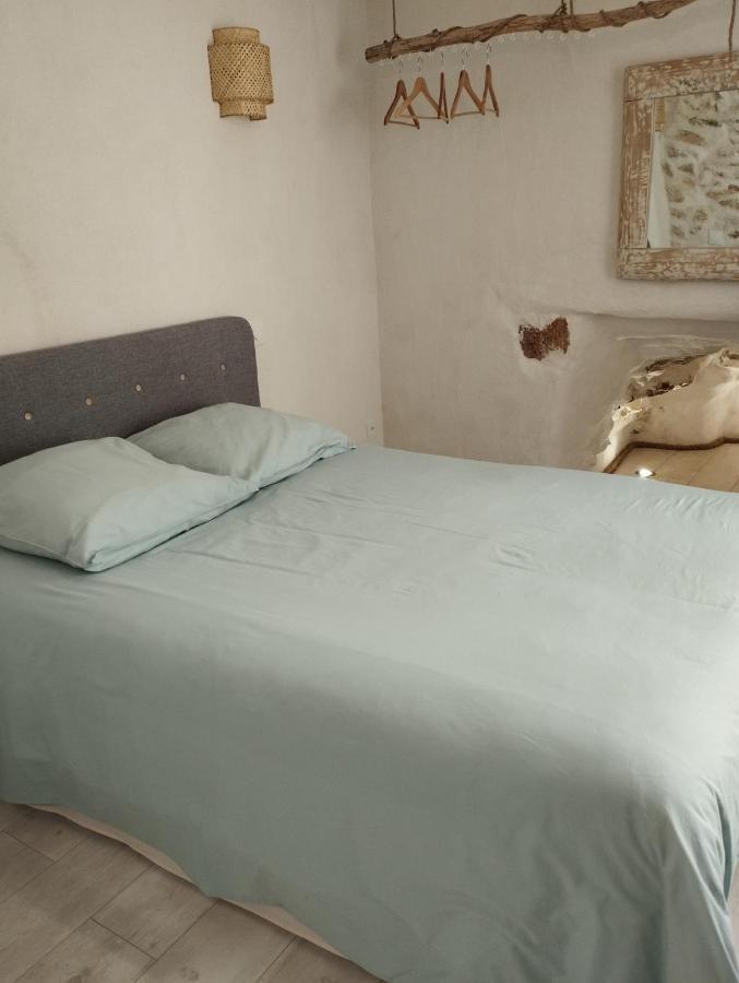 Le Nid Des Filles Apartment